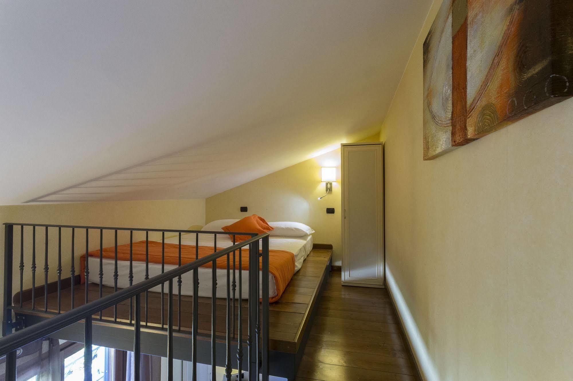 Borgo Castel Savelli Aparthotel Grottaferrata Bagian luar foto